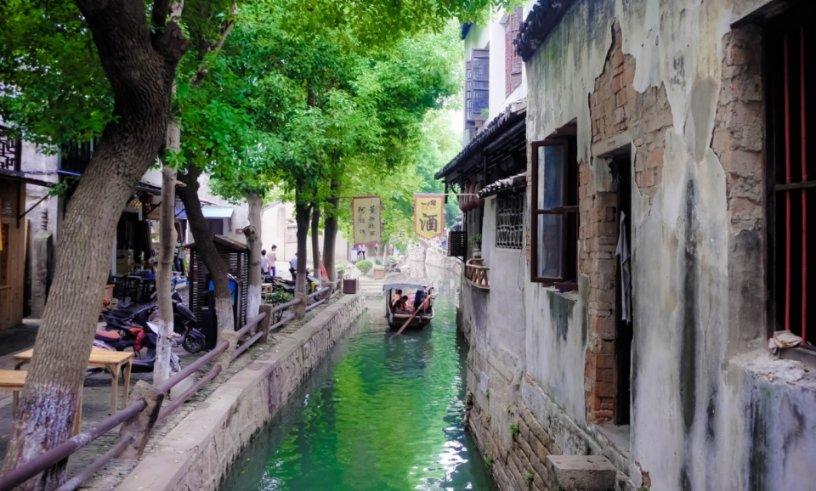 逃出昏暗的地下室2